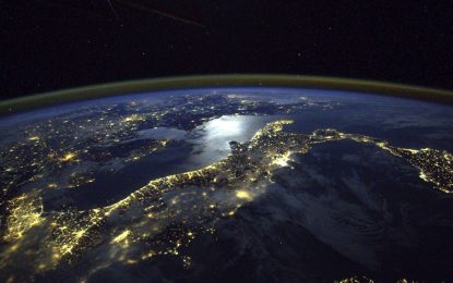 La NASA confirmó que la Tierra perdió su simetría y se está oscureciendo: ¿En qué afecta a los humanos?