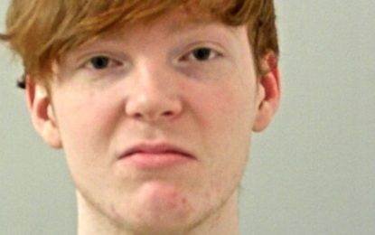 Contactó a una menor por redes, la acosó y le pidió que se grabara su nombre en la piel