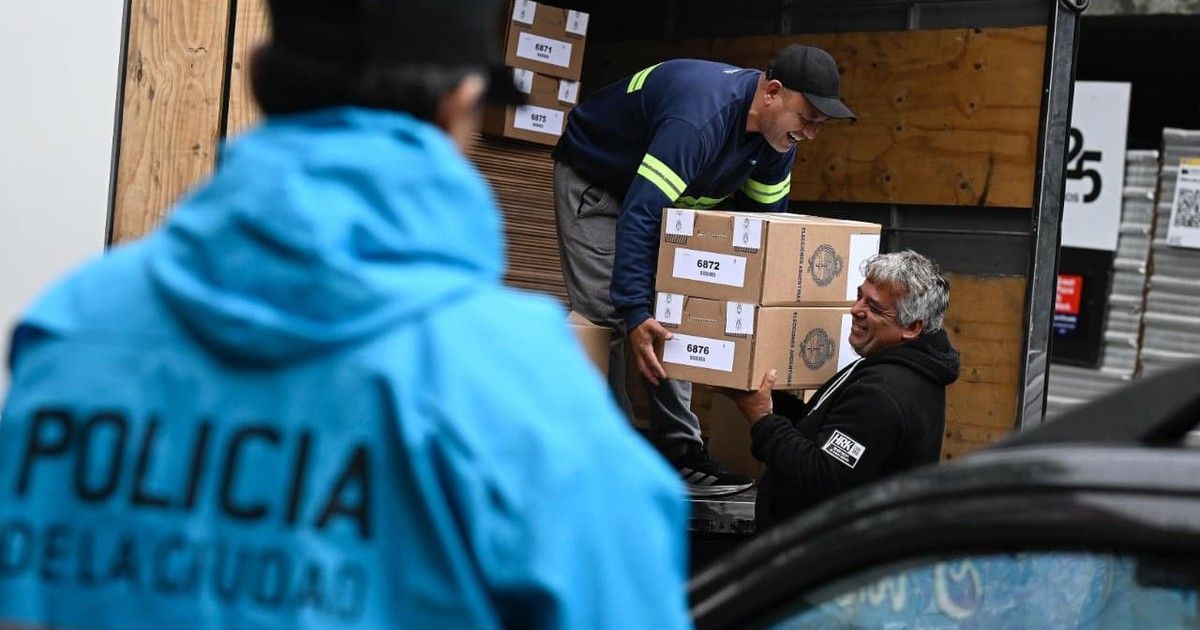 elecciones:-milei-pone-a-prueba-su-gobierno-y-kicillof-busca-afianzarse-como-candidato-del-peronismo