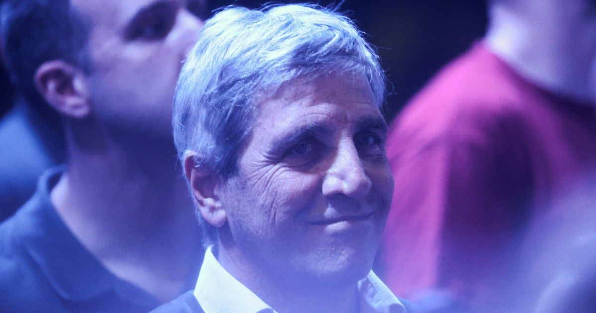 la-caida-del-riesgo-pais-acerca-a-la-deuda-argentina-a-otros-paises-emergentes-como-angola-o-pakistan:-cuanto-falta-para-que-pueda-volver-a-los-mercados