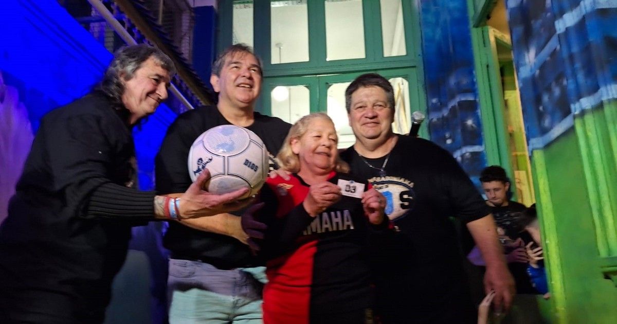 diego-maradona-cumpliria-65-anos:-todos-los-homenajes,-festivales-y-hasta-un-congreso-internacional-en-la-uba-hoy