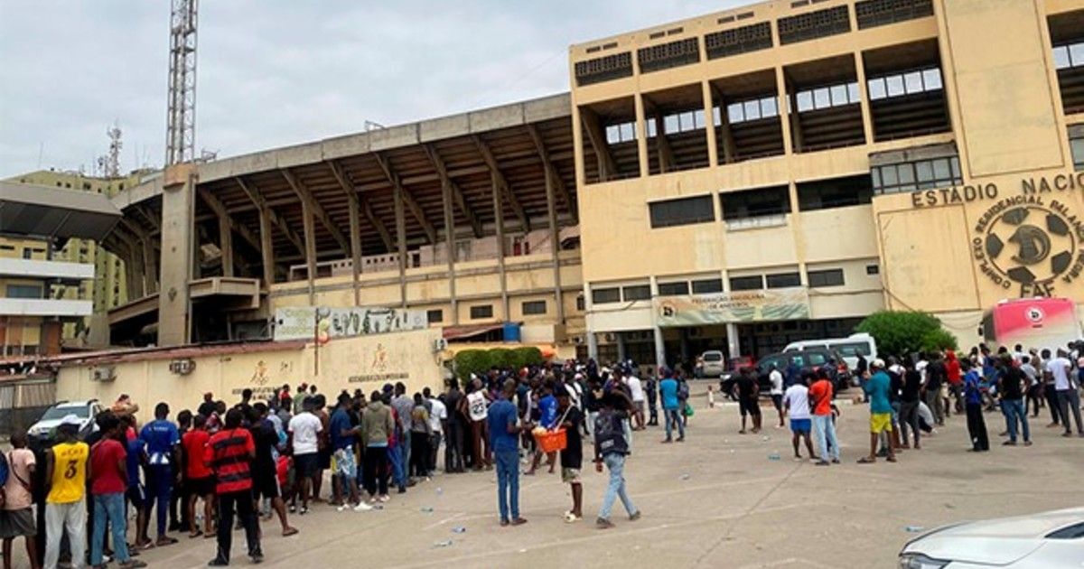 angola-se-prepara-para-el-historico-amistoso-contra-la-argentina-de-messi:-entradas-a-un-dolar-y-una-camiseta-edicion-limitada