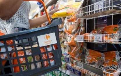 Un reclamo millonario vinculado al hermano de Franciso de Narváez podría volver a frenar la venta de Carrefour