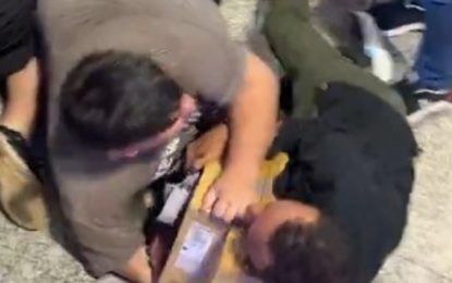 Empujones y corridas: una «estampida humana» copó el Black Friday de Ciudad del Este