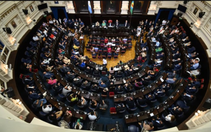 Kicillof busca aprobar hoy el Presupuesto y otros proyectos clave en medio de una fuerte interna peronista