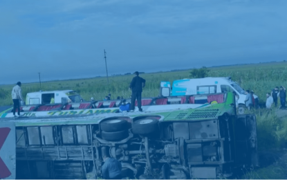 Volcó un micro que viajaba a Mar del Plata para un acto de Kicillof: dos muertos y múltiples heridos