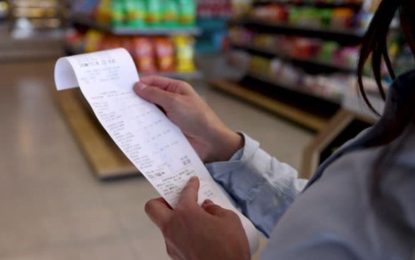 Golpe a los supermercados: un municipio de Zona Norte sube a 2% una tasa y Luis Caputo sale al cruce