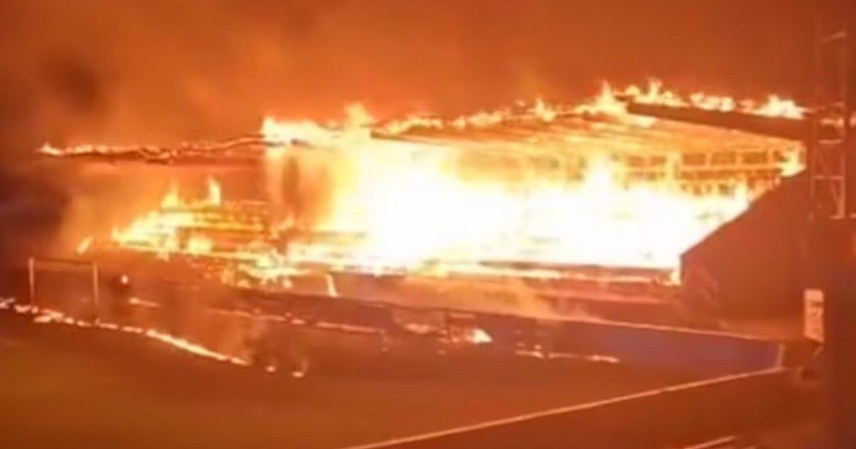 un-tradicional-equipo-de-finlandia-se-fue-al-descenso-y-sus-hinchas-prendieron-fuego-el-estadio