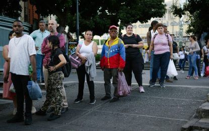 Las presiones de Estados Unidos suben la tensión y desequilibran la Navidad de los venezolanos: el temor por lo que pasará y por que la plata no alcanza