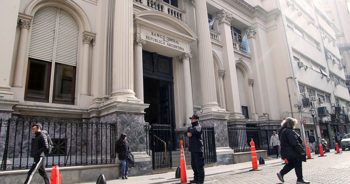 la-justicia-le-exige-al-banco-central-que-revele-informacion-sobre-el-envio-de-las-reservas-de-oro-al-exterior