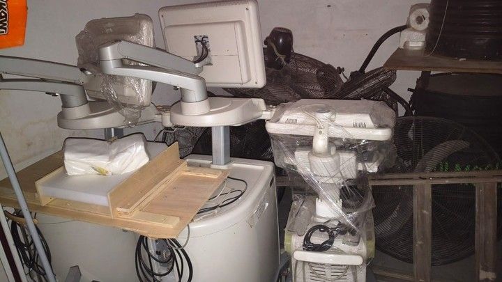 Materiales secuestrados en los allanamientos al depósito de Sur Finanzas.