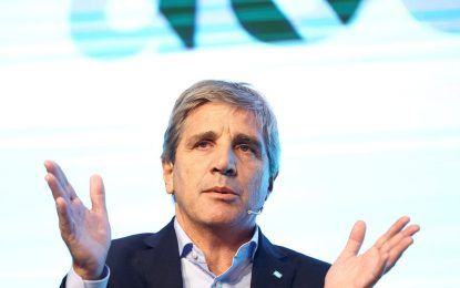 Para asegurar el superávit en 2025, el Gobierno ajustó a la mitad los fondos de obra pública y el 35% de los subsidios