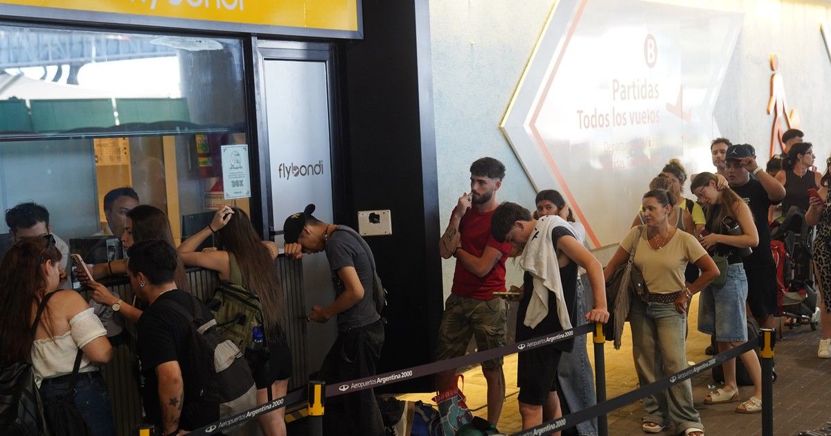 flybondi-bajo-la-lupa-por-cancelar-vuelos-sin-aviso-previo:-el-gobierno-evalua-su-conducta-operativa