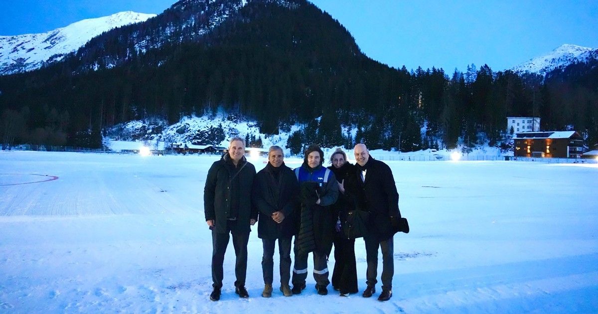 caputo-califico-de-“muy-fructifero”-el-viaje-a-davos-y-dijo-que-milei-“atrae-inversiones”