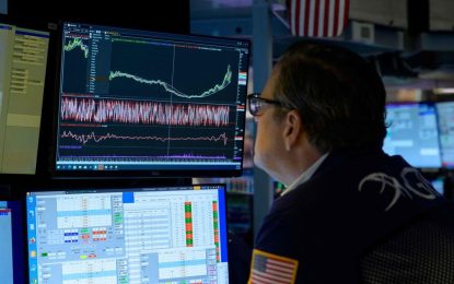 Vuelven a subir los bonos argentinos y el riesgo país está en su mínimo en siete años y medio